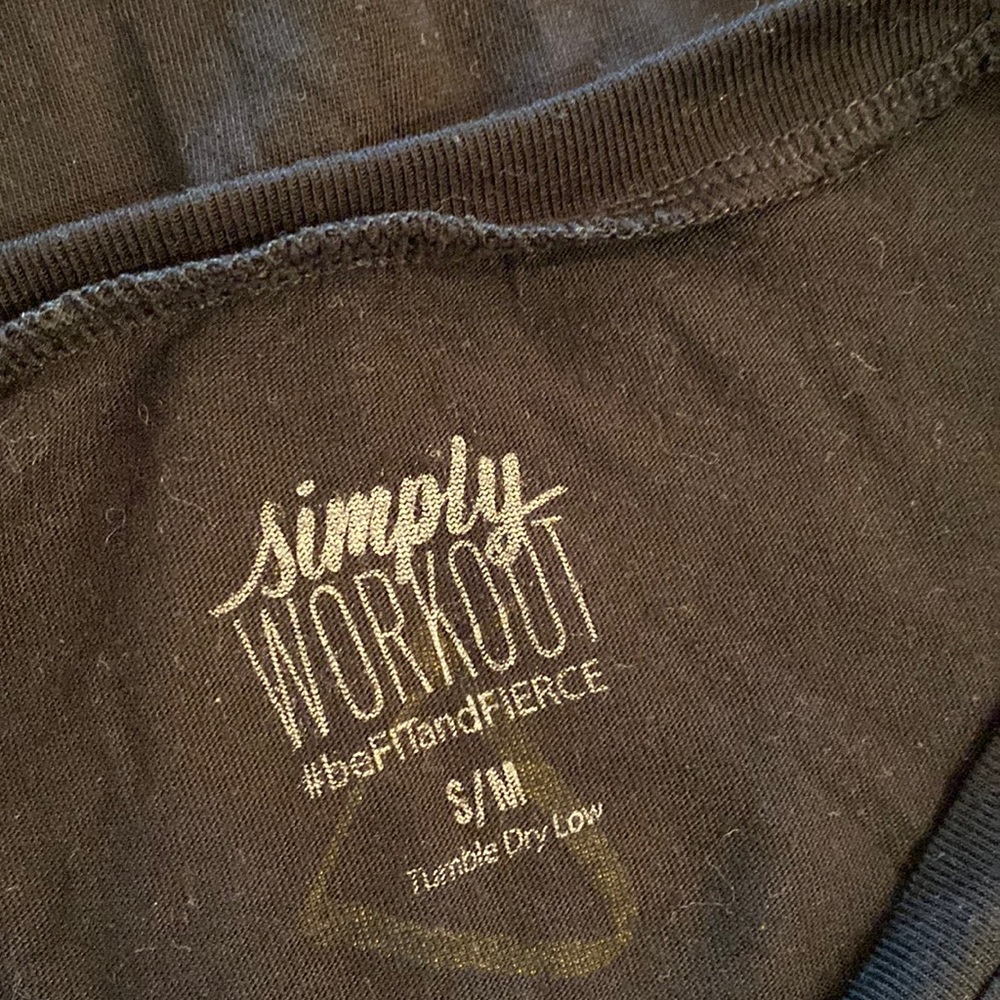 Simply Workout Barre Tank - Picture 2 of 3